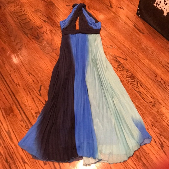 Alice + Olivia Dresses & Skirts - Alice+Olivia dress